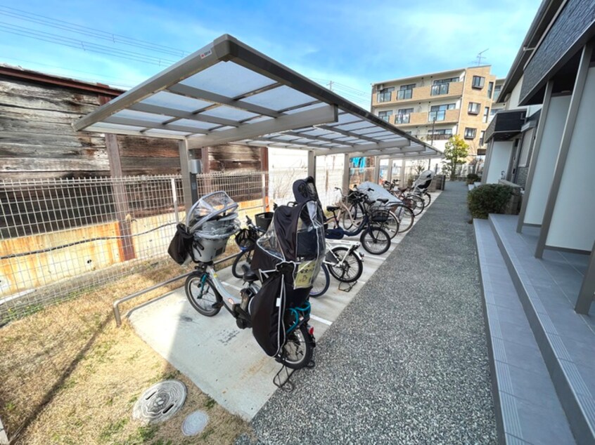 駐輪場 ｼｬｰﾒｿﾞﾝ宝塚中山寺ｾﾝﾄﾘﾋﾞｴ