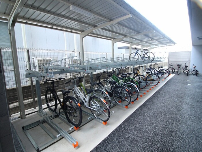 駐輪場 ｴｽﾘｰﾄﾞ京都梅小路ｱｳﾞｪﾆﾃ(415)