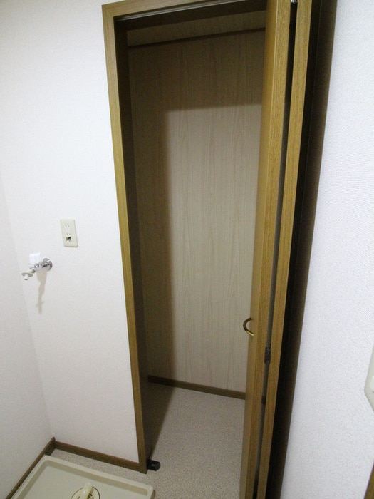 収納 グレイスカルティエ