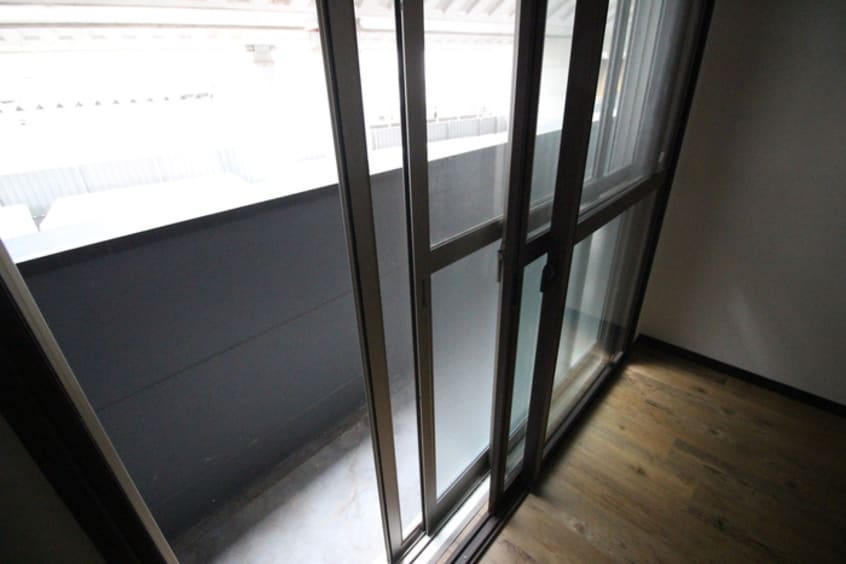 ベランダ・バルコニー フラッティ花園ミンク