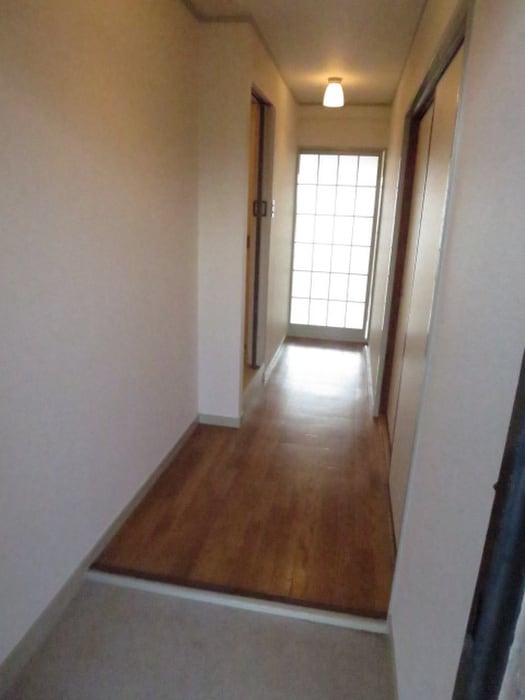 玄関 レフィナ－ド京都西大路