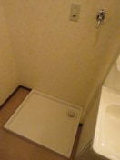 洗濯機置場 レフィナ－ド京都西大路