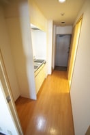 廊下 アレルヤ