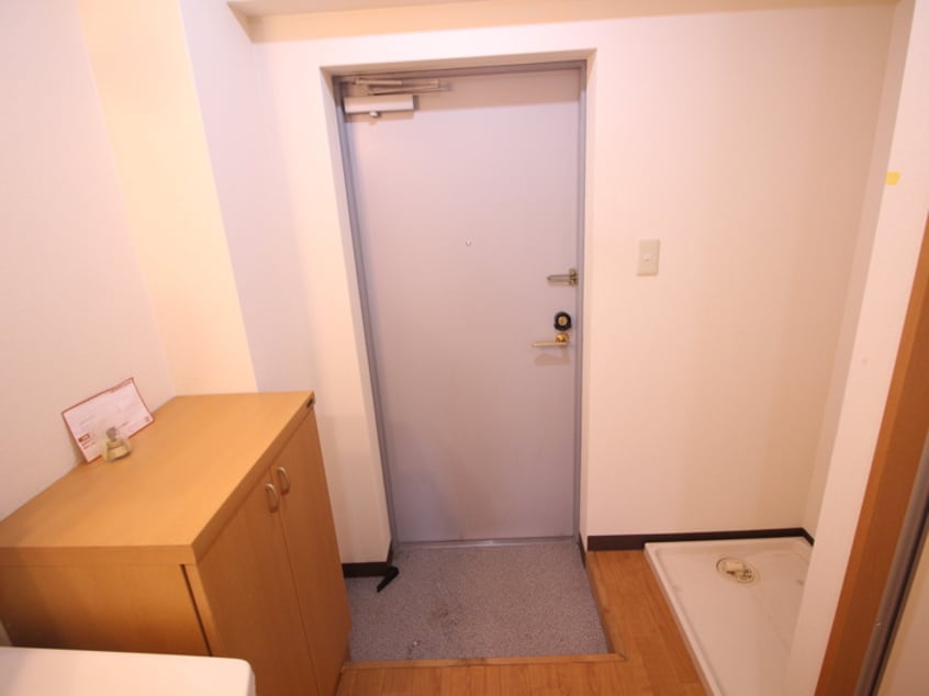 玄関 アネックス明星Ⅲ