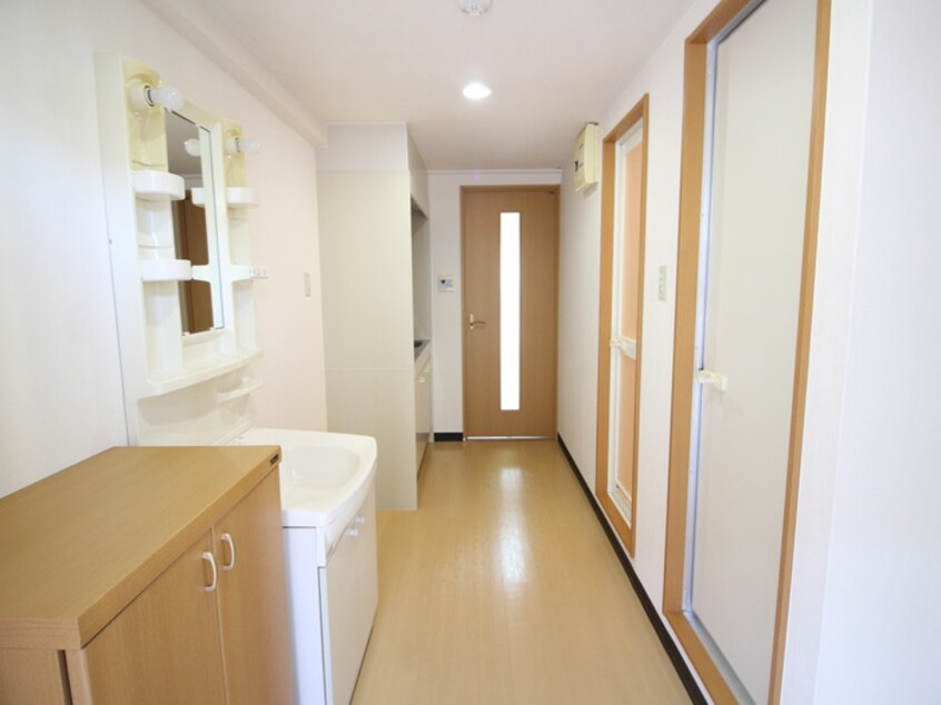 廊下 アネックス明星Ⅲ