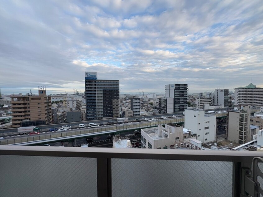 室内からの展望 ｴｽﾃﾑｺｰﾄ神戸ﾊｰﾊﾞｰﾗﾝﾄﾞ前Vｱｸｱ
