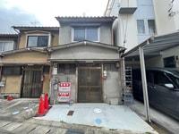 城陽市枇杷荘貸家