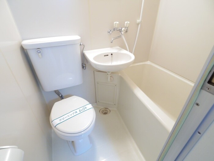 バス／シャワールーム等 ミリオネーア