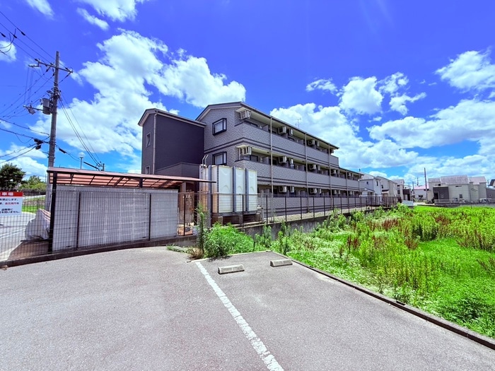 外観写真 サンフォレストスギモト