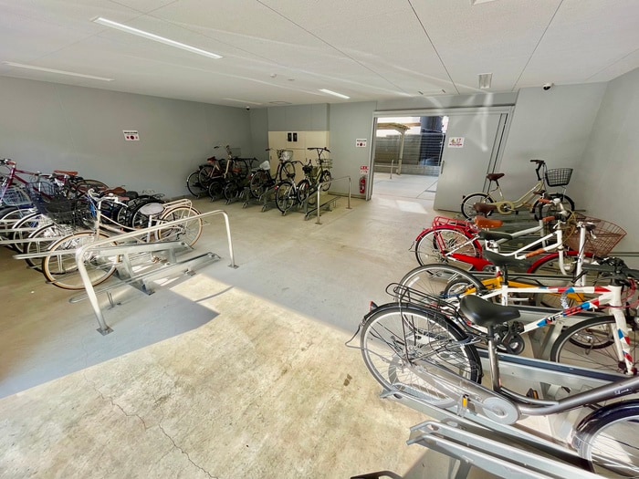 駐輪場 FASTATE MIYAKOJIMA TAILOR