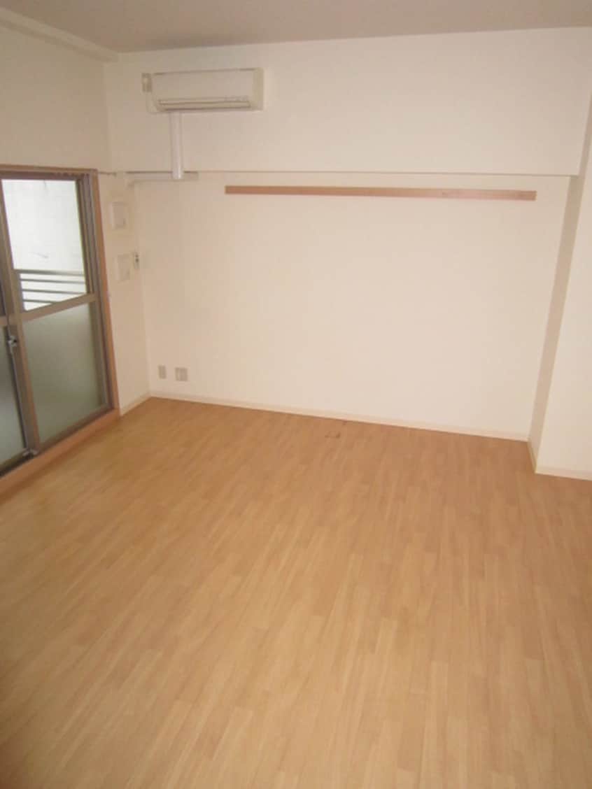 居室 エスタブレ南森町