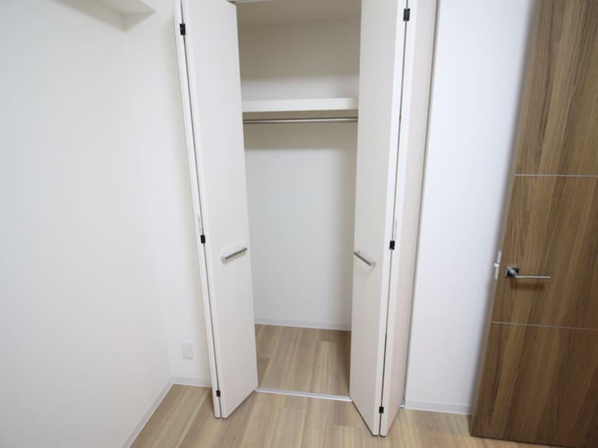 収納 エターナ千里丘