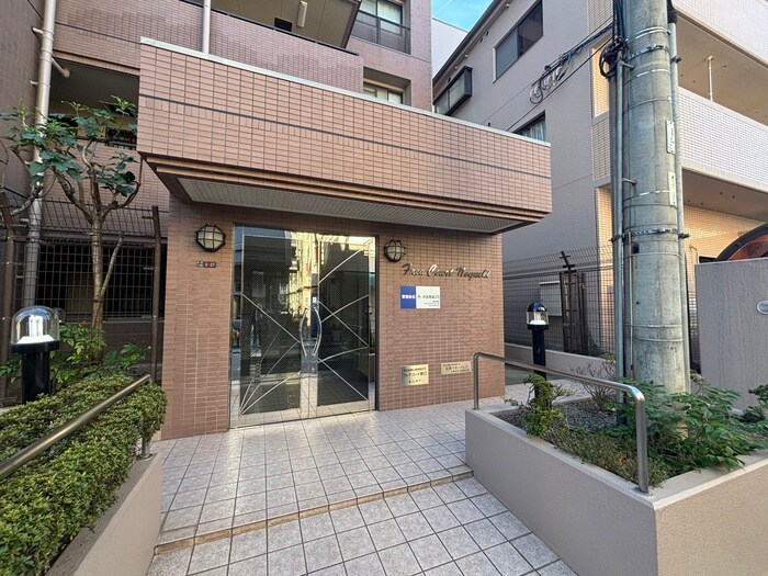 エントランス部分 フレアコート野口