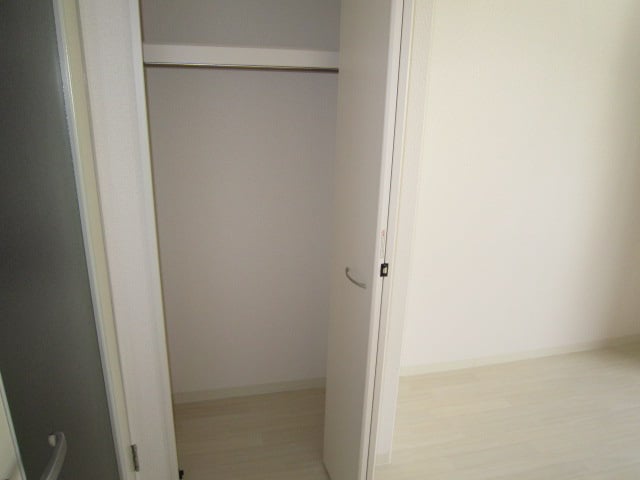 収納 サンプラザ三宮７０