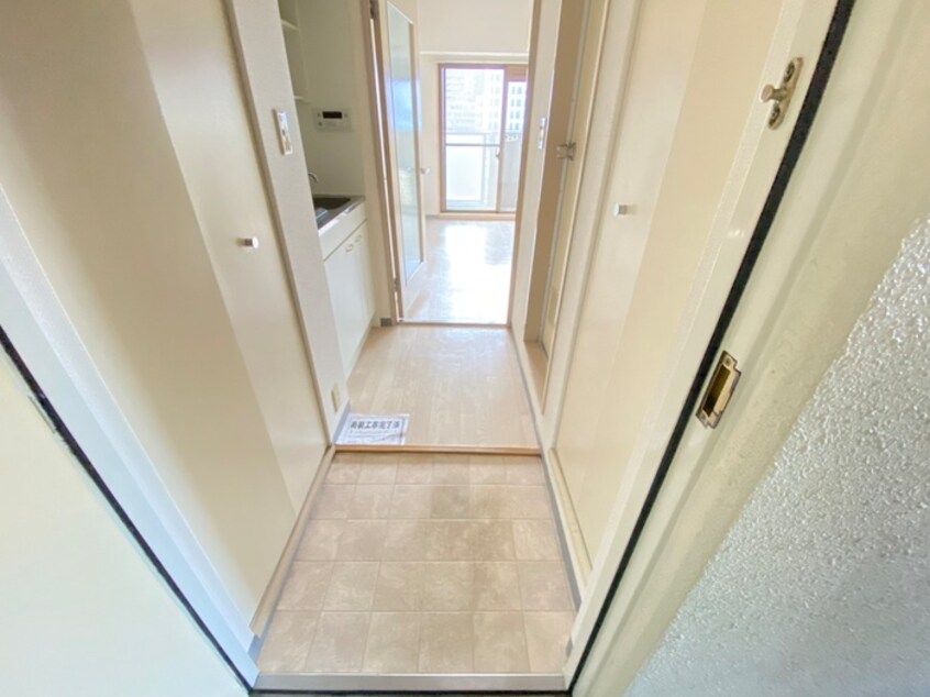 玄関 サンプラザ三宮７０