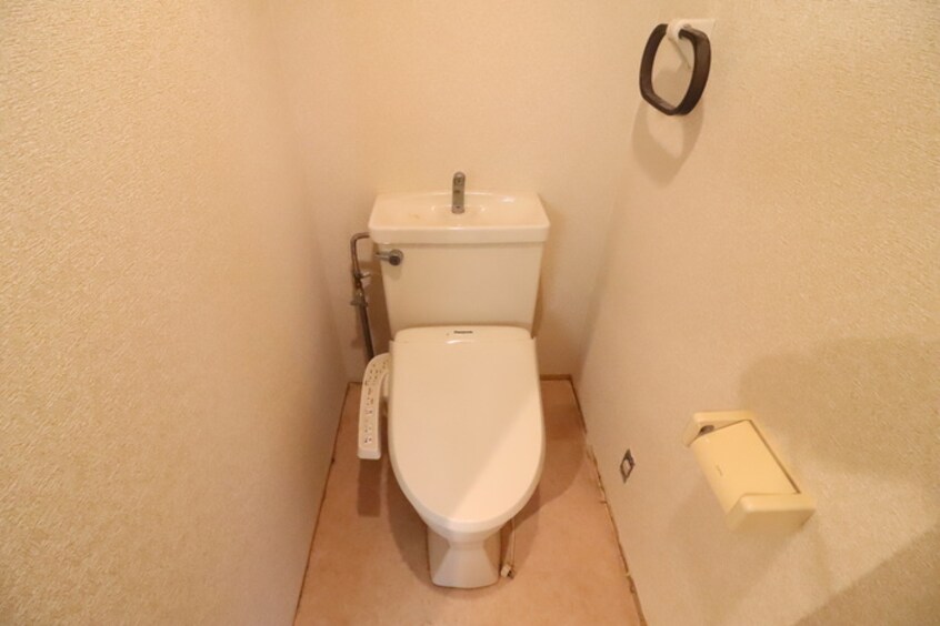 トイレ ファミ－ルカシマ
