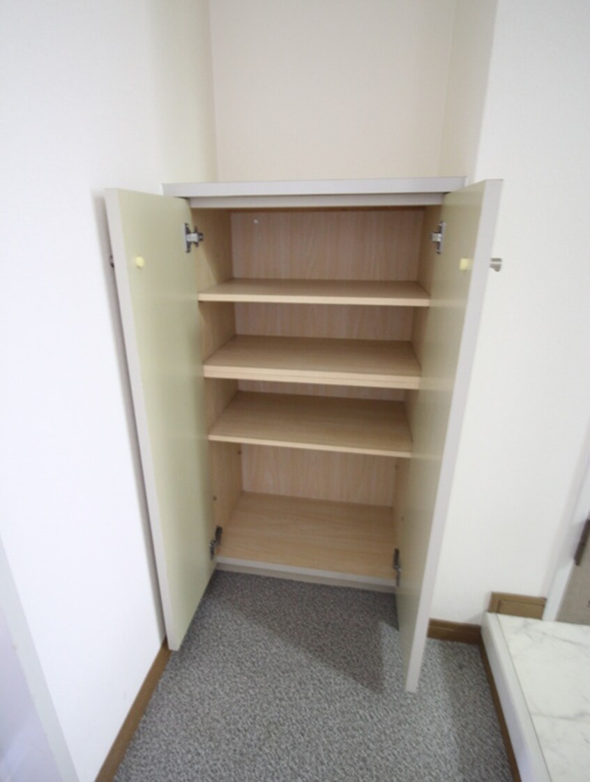 靴箱 グレ－ス上汐