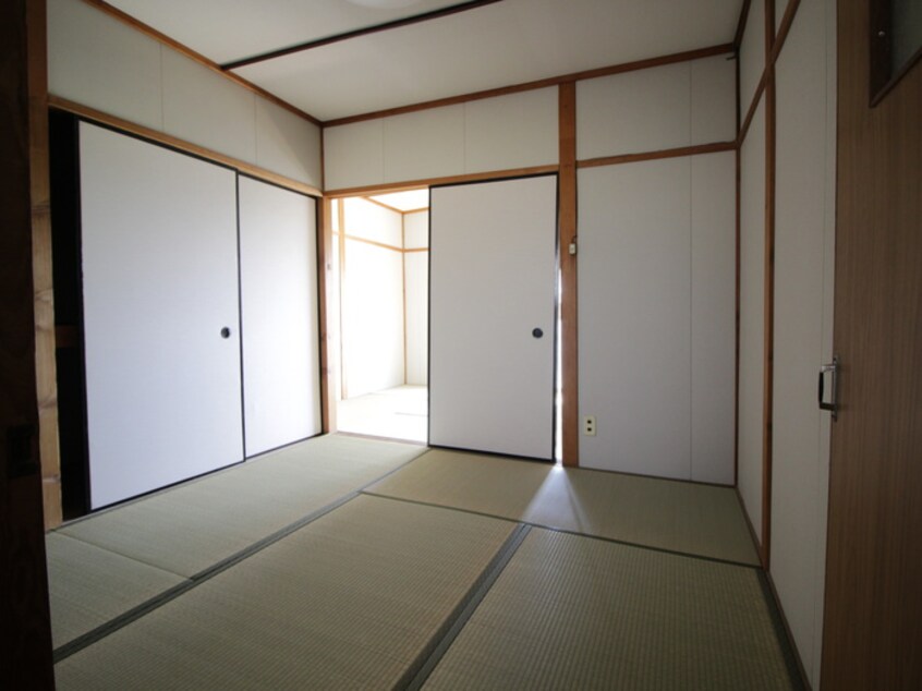 居室 ﾜｲﾄﾞｶﾚﾝﾄ橋本