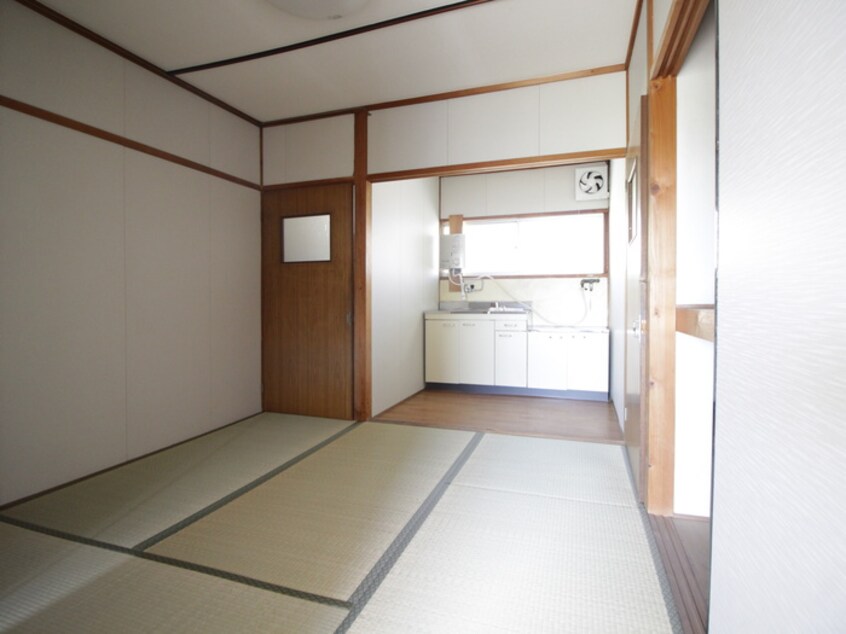 居室 ﾜｲﾄﾞｶﾚﾝﾄ橋本