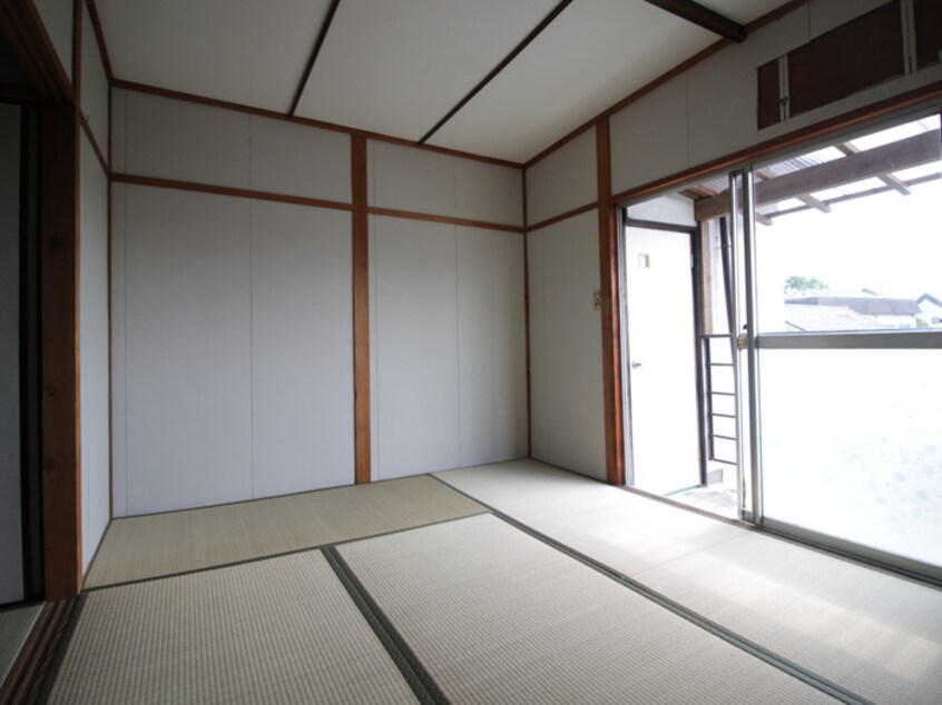 居室 ﾜｲﾄﾞｶﾚﾝﾄ橋本