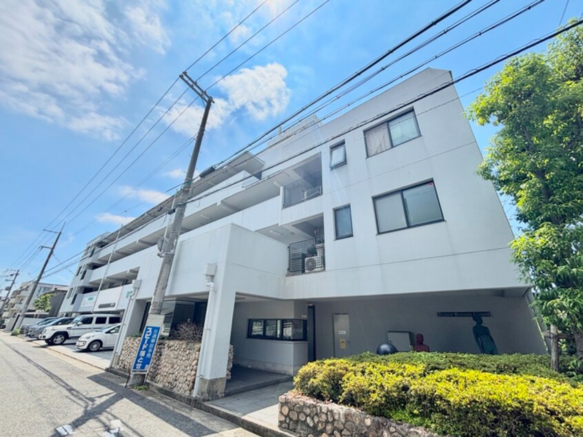 外観写真 ﾍﾞｯｻｰﾎﾞｰﾈﾝ芦屋