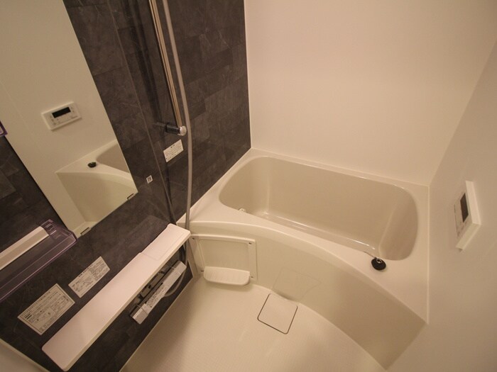 バス／シャワールーム等 レーヴメゾン尼崎昭和通