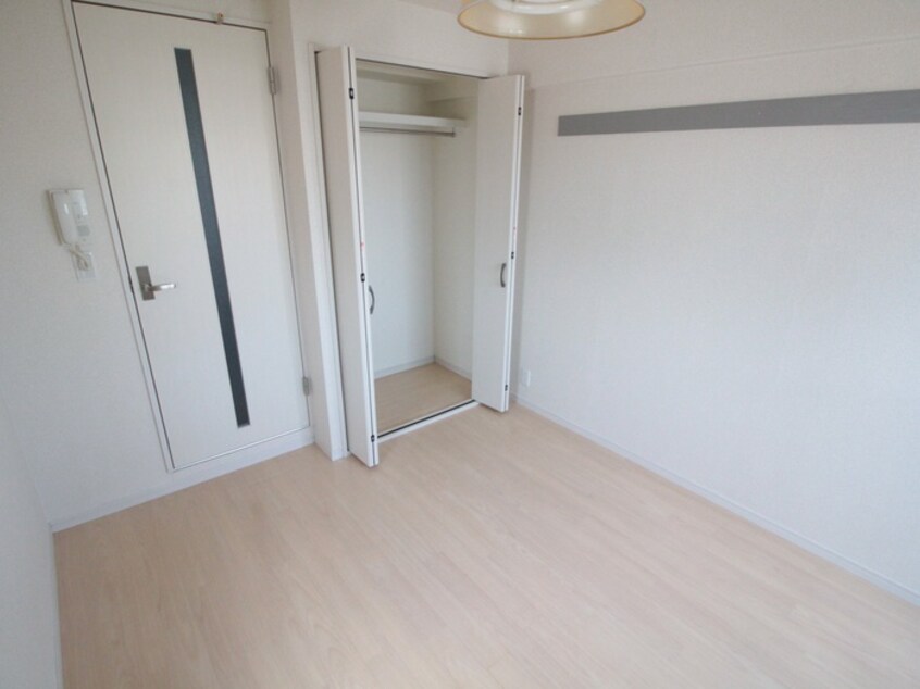 居室 クラシカル志音