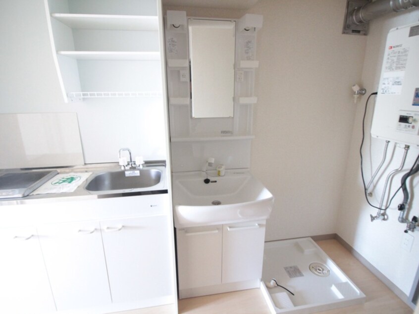 洗面 クラシカル志音