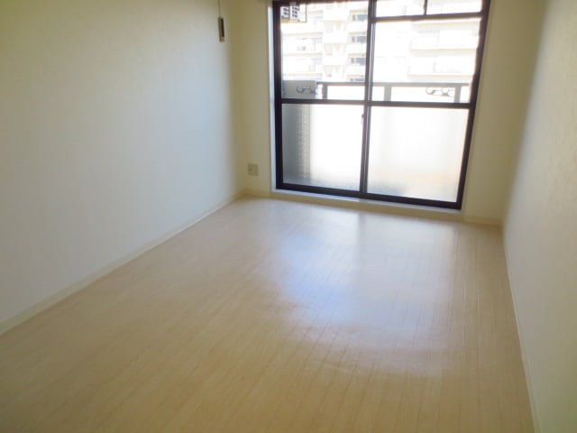 居室 ローズコーポ阪神尼崎