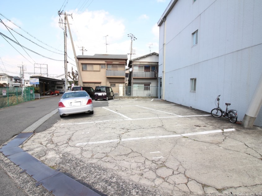 駐車場 忍マンション