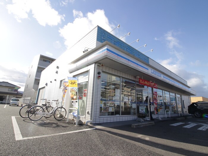 ローソン桂朝日町店(コンビニ)まで800m ユニメント桂