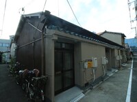 新橋町32番テラスハウス（東側）