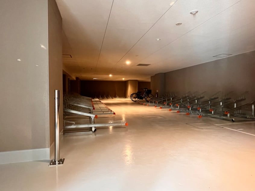 駐輪場 パークシュロス芦屋