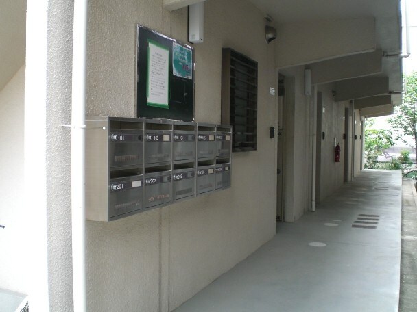 エントランス部分 ミヤビハイツ