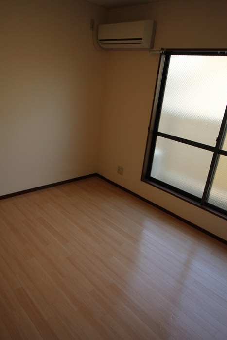 居室 ミヤビハイツ