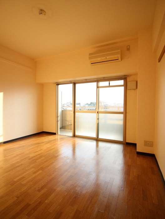 居室 ティンカ－ベル