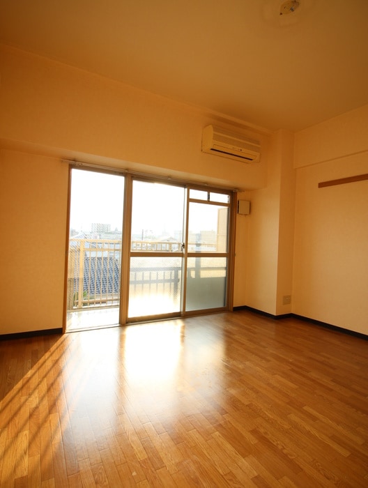 居室 ティンカ－ベル