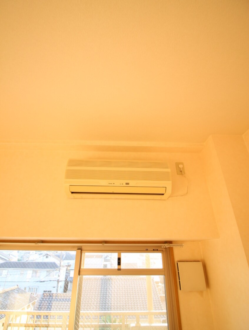 内観写真 ティンカ－ベル