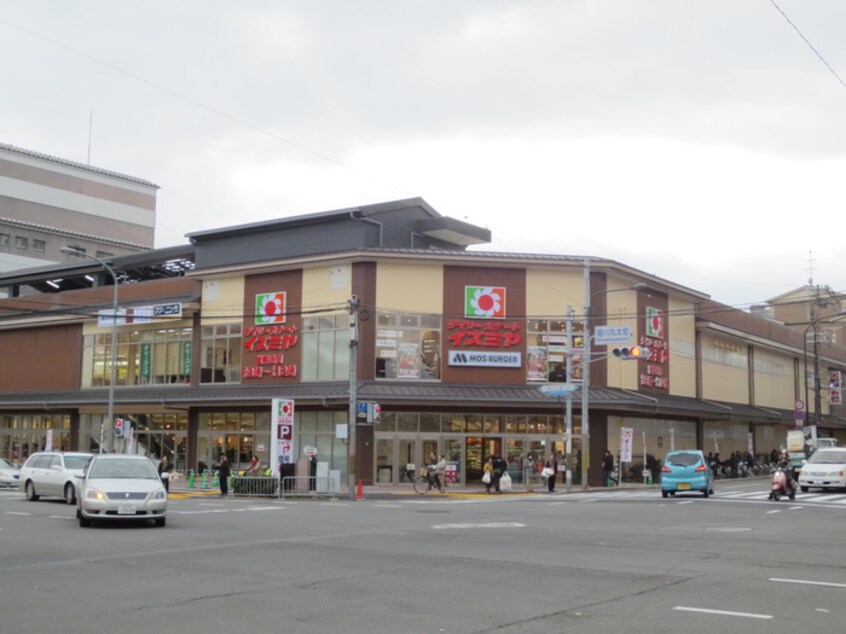 イズミヤ堀川丸太町店(スーパー)まで300m ANEX御所南