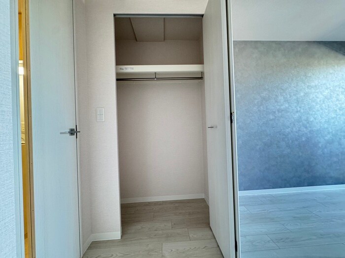 収納 ワールドアイ大阪城EASTⅢ(803)