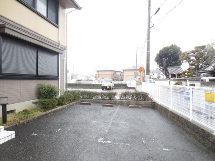 駐車場 グリ－ンパ－ク鴻池Ｃ棟