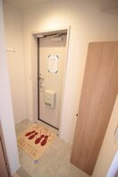 玄関 プリムローズ野崎