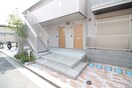 エントランス部分 プリムローズ野崎