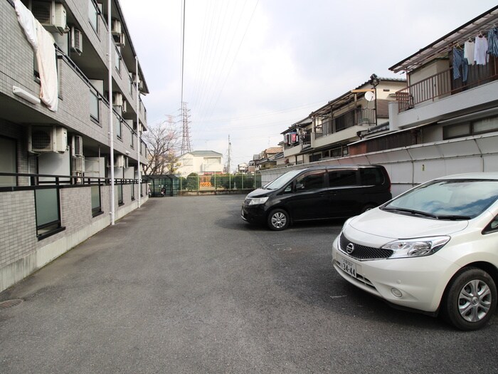 駐車場 ベルヴェデーレ西牧野