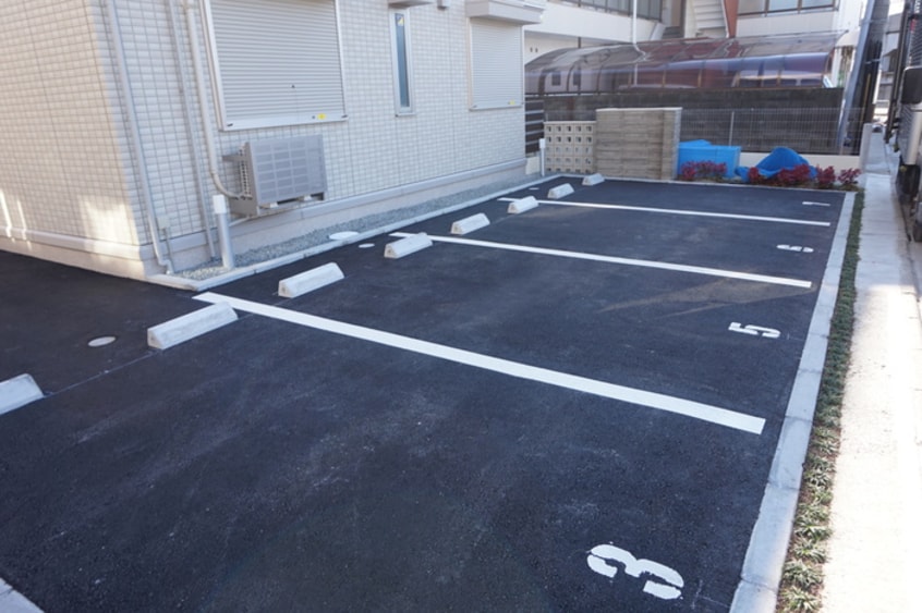 駐車場 エル・ウイング