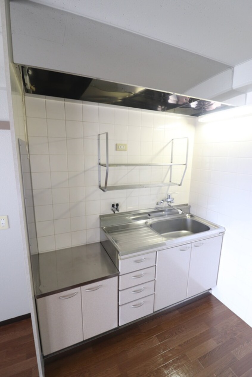 キッチン カルテットKOBORI　D棟