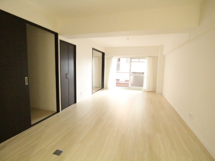 居室 内田ロイヤルハイツ