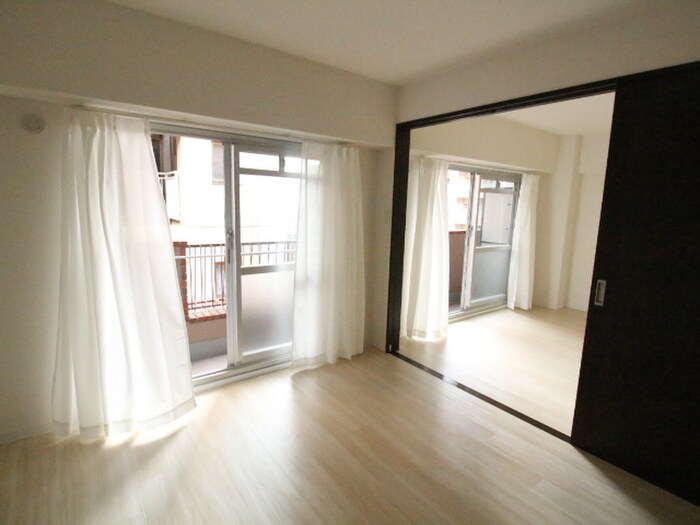 居室 内田ロイヤルハイツ