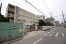 堺市立安井小学校(小学校)まで520m フェスタ大仙