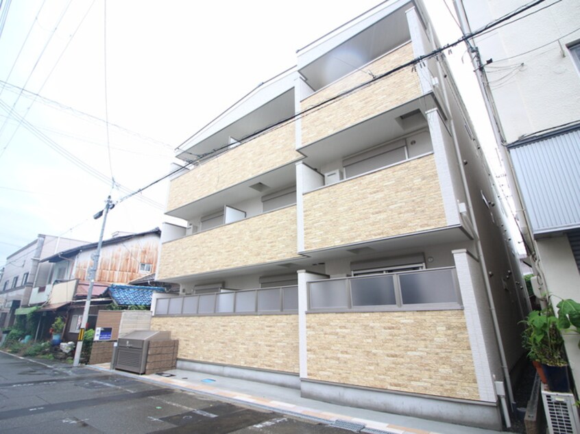 外観写真 ピレーネ赤川